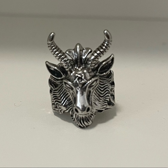Brand New Unisex Size 2-3.5 Stainless Steel Satan Star of David Ram Worship Ring - Picture 5 of 7